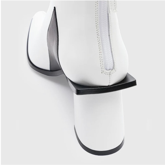 Unreal fields white leather boots - Picture 11 of 15